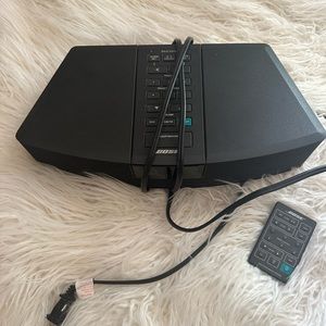 Bose AWR1-1W AM/FM Clock Wave Radio With Remote